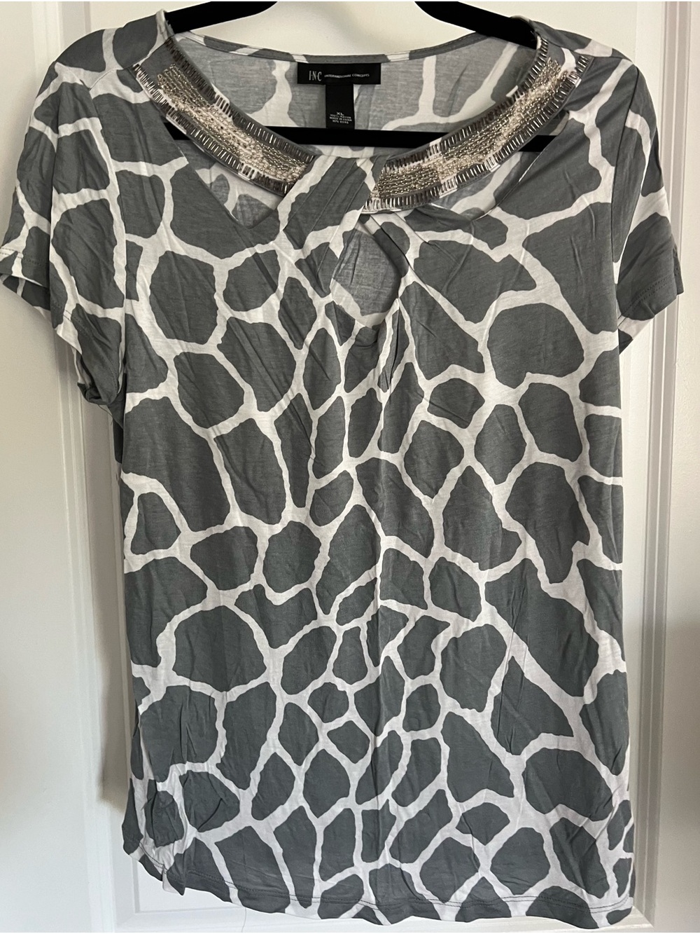 INC International Concepts Gray & White Beaded Neck Short Sleeve Tee